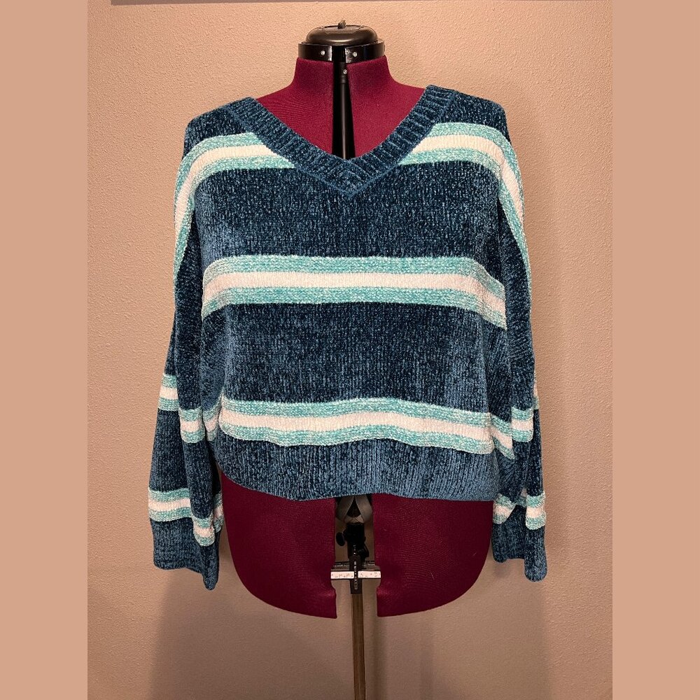 So Chenille Striped Cropped L/S Sweater in Size 3X